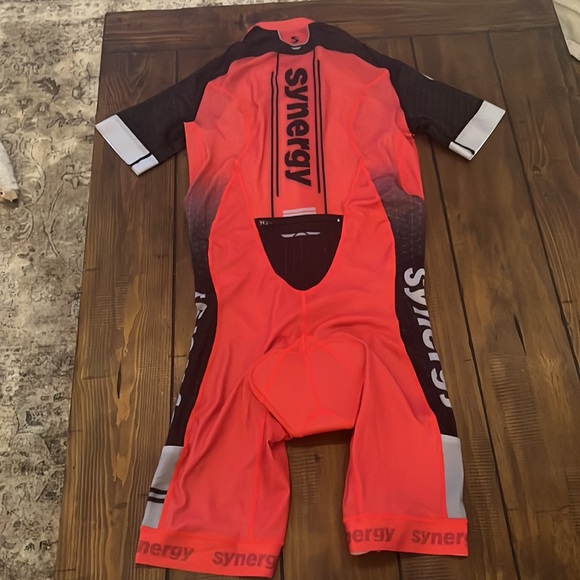 Men’s Large Tri Suit - Synergy Triathlon Tri Suit - Short Sleeve - Picture 2 of 2